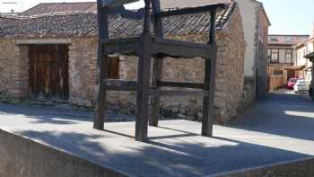 Escultura &quotLa Silla"