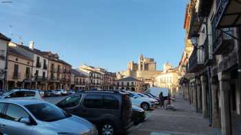 Plaza de los Cien Postes