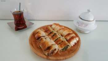 Düzenli Börek Evi