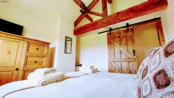 Old Hay Barn - Luxury Holiday Cottage