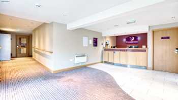 Premier Inn Basingstoke West (Churchill Way) hotel