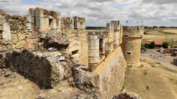 Castillo de Grajal de Campos