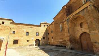 Castillo de Grajal de Campos