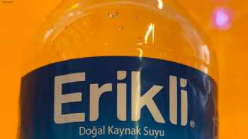 Çeşme Ilıca Erikli Su ve Nestle Su Damacana