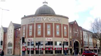 Premier Inn Swansea City Centre hotel