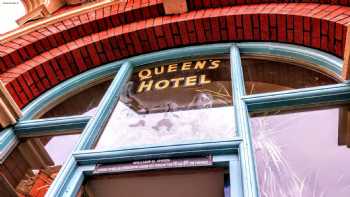 Queen's Hotel