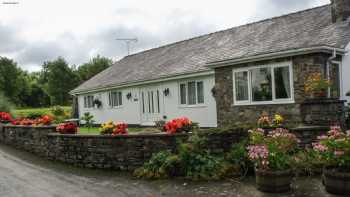 Nine Oaks Angling and Holiday Centre