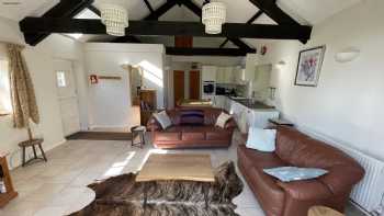 Holiday cottages in Wales. Crug Yr Eryr Isaf .