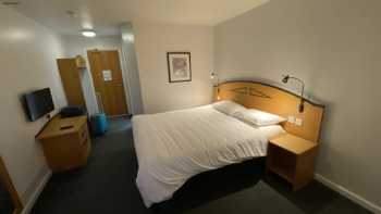 ibis Cardiff Gate - International Business Park