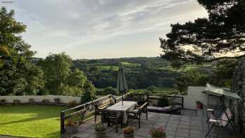 Plas Newydd Farm