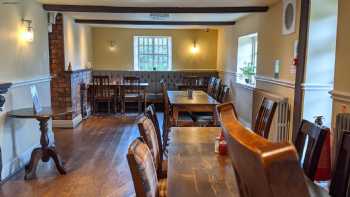 The Horseshoes Inn