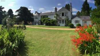 Glyn Isa 17th Century Country House B&B and Self Catering Lodge