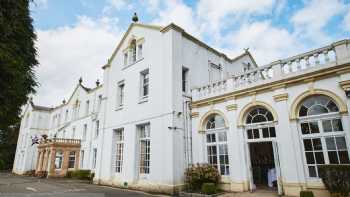 Court Colman Manor and Hotel