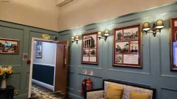 The Wyndham Arms Hotel - JD Wetherspoon