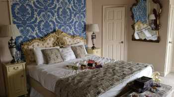 Gwern Borter Manor B&B