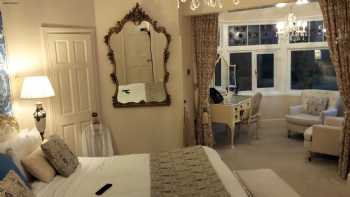 Gwern Borter Manor B&B