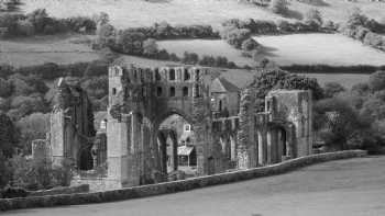 Llanthony Priory Hotel