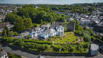 The Brecon Castle Hotel