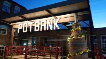 Potbank Aparthotel