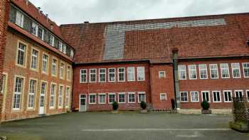 Mariengarden High School