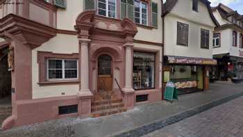 Old residential and commercial building from 1723