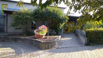 Gemeindl. Kindergarten &quotFlohzirkus"