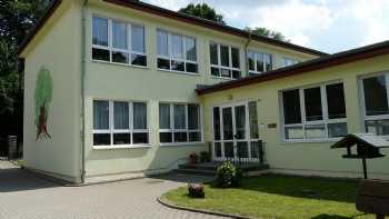 Kindergarten &quotUnter den Linden"