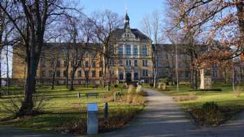 Carl-von-Bach-Gymnasium