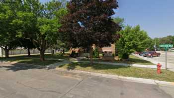 Mapleton Public Library