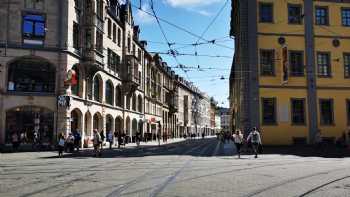 Rechtsanwälte Lomberg & Kollegen