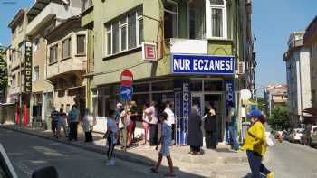 Nur Eczanesi