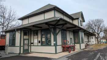 Castanea Train Station