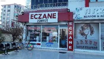 Zümrüt Eczanesi