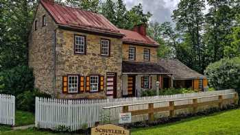 Leesport Lock House