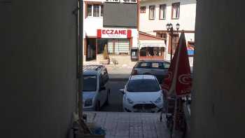 Aras Eczanesi