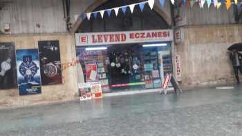 Levent Eczanesi