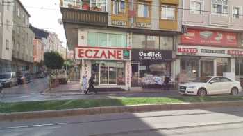 Yonca Eczane