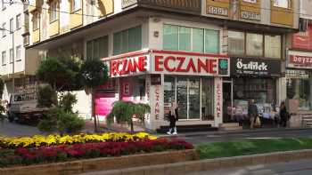 Yonca Eczane