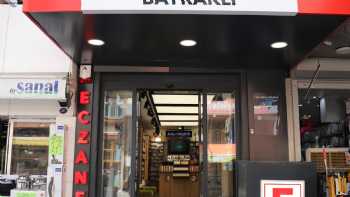 Eczane Bayraklı