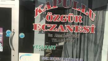 Kapullu Özgür Eczanesi