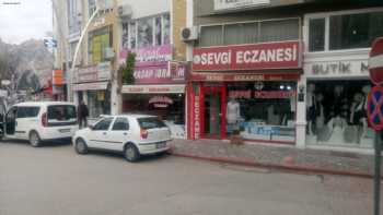 Sevgi Eczanesi