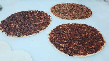 Urfalı Lezzet Pide ve Lahmacun