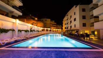 Tuntas Suites Altinkum