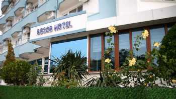 Besob Otel (**)