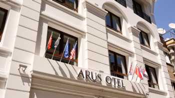 Arus Otel