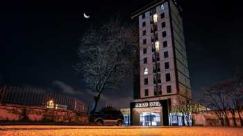 Aram Otel Business & Luxury