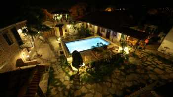 Akropolis Guest House