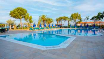 Le Monde Beach Resort & Spa