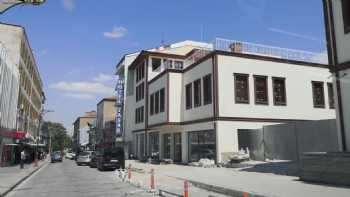 Otel Yaşar