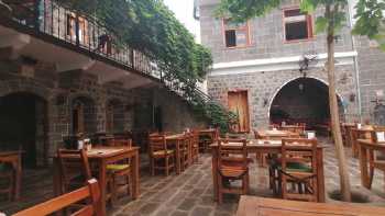 Saray Kapı Kahvaltı & Cafe